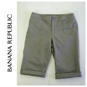 Banana Republic Stretch Bermuda Shorts Size 2
